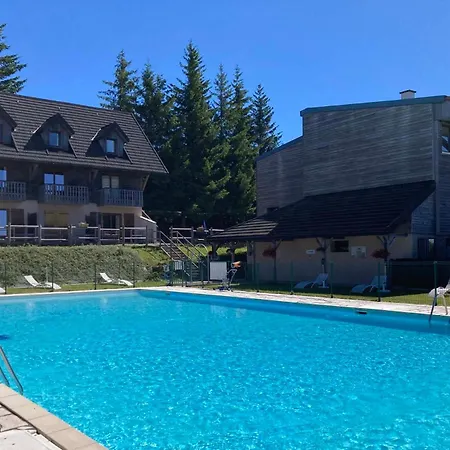 4 A 5 Personnes - 36m2 * Besse-et-Saint-Anastaise